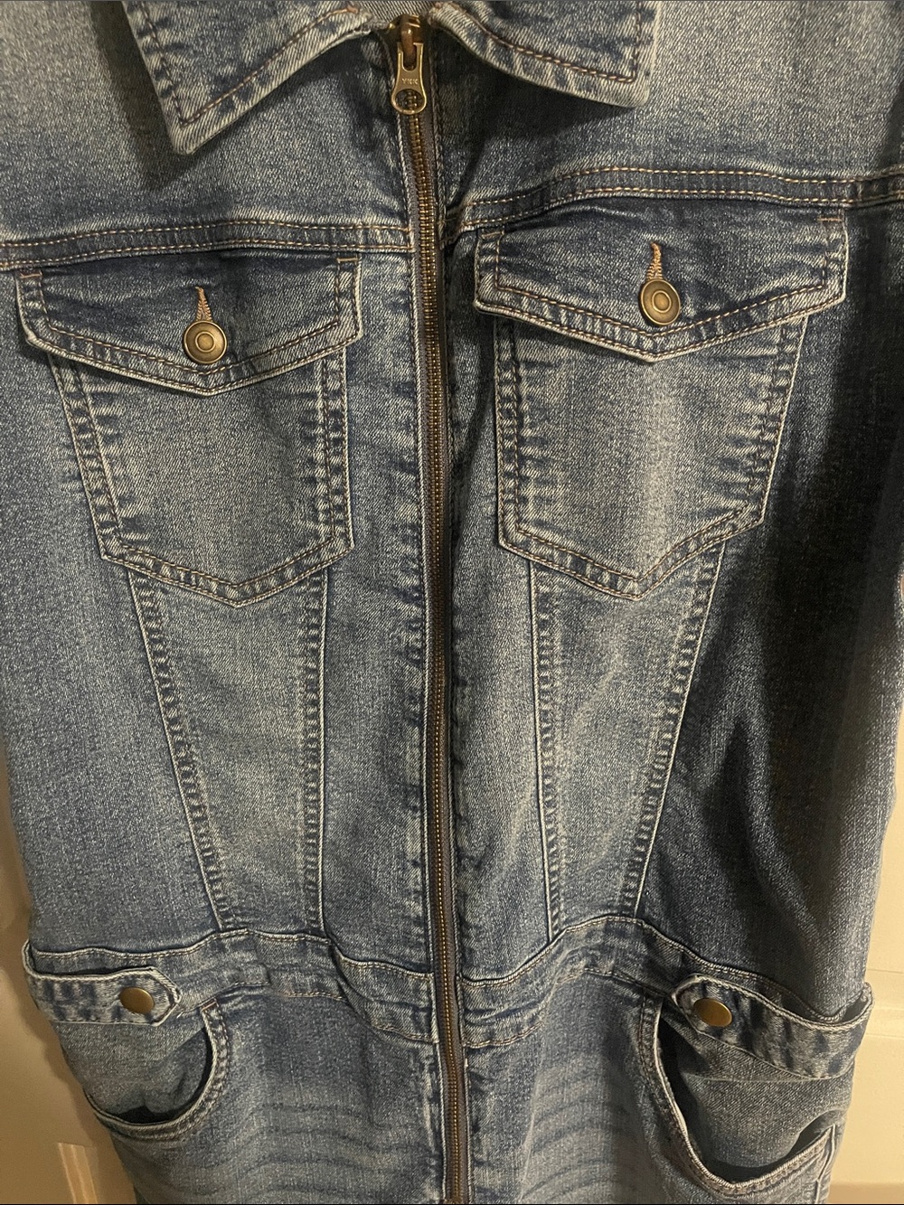 Celebrity Pink Washed Denim Zip Romper in Blue - Picture 3 of 4